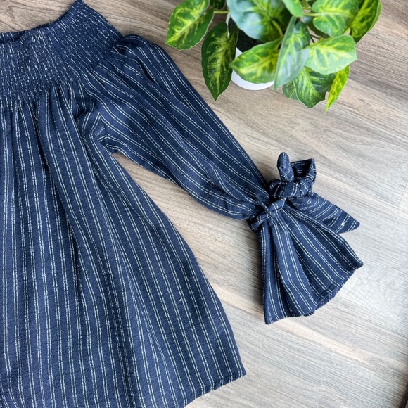NWT She + Sky Navy Striped Smocked Off Shoulder Long Sleeve Top – Size S - Picture 4 of 12